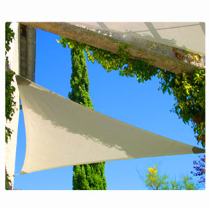 Voile d'ombrage triangulaire