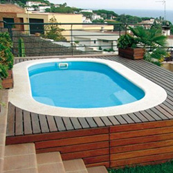 Coque polyester ovale pour piscine FUERTEVENTURA Coque polyester ovale pour piscine FUERTEVENTURA