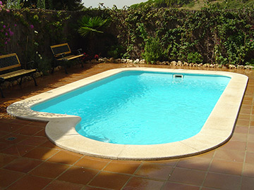 Coque polyester piscine Olbia 615 Coque polyester piscine Olbia 615
