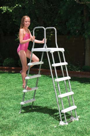 Echelle pour piscine hors sol 4 marches