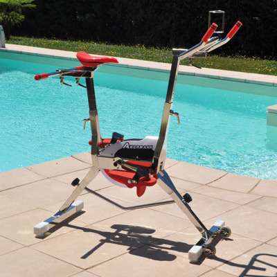 Vélo de piscine Akermann avec barre de training Vélo de piscine Akermann avec barre de training