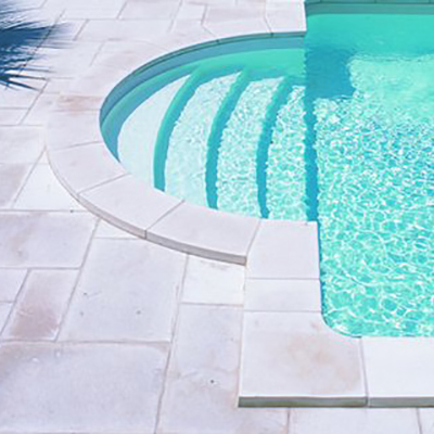 Escalier acrylique Red Pool Roman 3m 4 marches Escalier acrylique Red Pool Roman 3m 4 marches