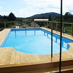 Piscine coque polyester PORTO FERRO Piscine coque polyester PORTO FERRO