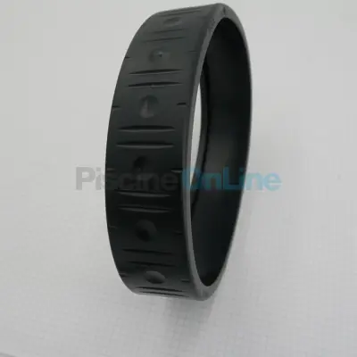 Pneu (bandage) arrière noir SANS JANTE (voir R0636100) Vortex 3 et 4 (Zodiac) (R0636300)