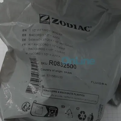 Raccord sortie 1"1/2 + joint torique pour filtre Zodiac MS (R0832500)