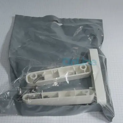 Jeu de plaques de fixation + vis pour bouche de skimmer (4402011613)