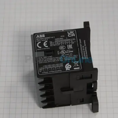 Contacteur industriel 4P ABB B6 230V/50Hz 4kW (MPCT0250)