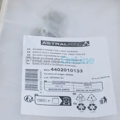 Bride poor skimmer Astral grande meurtrière + enjoliveur + vis Parker 5.5x25mm - SABLE - piscine Liner (4402010133)
