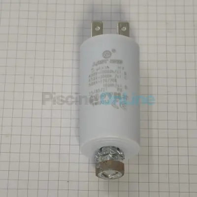 Condensateur de ventilateur 5 uF pour pompe à chaleur 10.5-13.5-21kW (01870862)