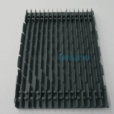 Brosse PVC grise à picots 280x195mm, l'unité (RB00122GY)