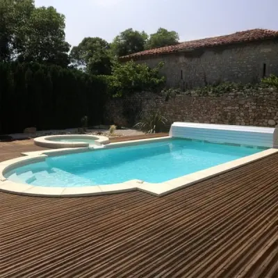 Piscine coque polyester PADANG 8,10 x 4,00m