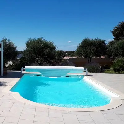 Piscine coque polyester ANEGADA 9,10 x 4,00m