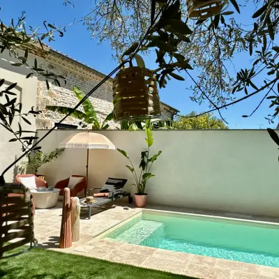 Piscine coque polyester SANA 4,30 x 2,30m