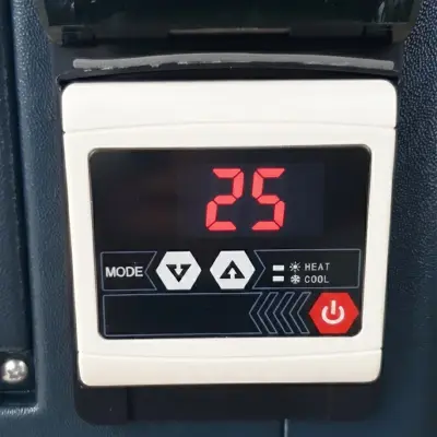 Pompe à chaleur VESUVIO VESR10 - Panneau digital