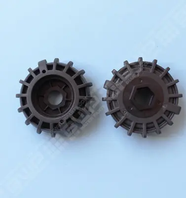 r0838300-brosses-laterales-polaris-quattro.png