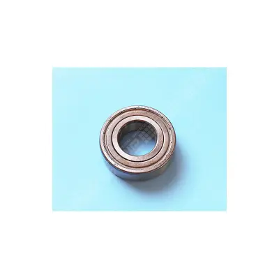 Roulement 6205 flasque métal faible friction - 52x24.6x15 (SKF)