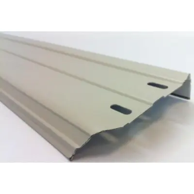 Margelle métallique Grise 150x1330 mm (à l'unité)