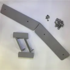 Renforcement de façade basculante et couvre-rails