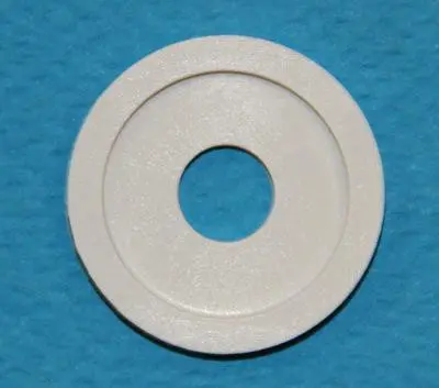 Rondelle plastique blanche pour vis de roue