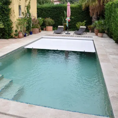 Volet roulant immergé pour piscine DEEPEO