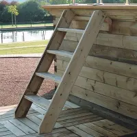 Escalier en bois exotique pour piscine hors sol bois GARDIPOOL 