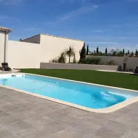 Coque piscine PETRA 8,10m x 4m x 1,50m fond plat