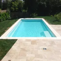 Coque piscine Linéa 104 - 10,4m x 4,2m x 1,5m - fond plat