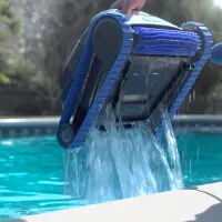 Sortie d'eau du robot S100 Dolphin