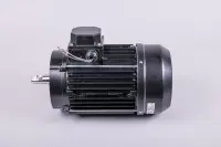Moteur 5,5 CV Tri pour PPE Maxim, Shark