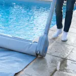 Enrouleur Motorisé ISCOOT 700 pour couvertures à barres Seul - pour bassin de maxi. 10 x 5 m