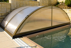 Coloris bronze abri piscine Fregate Coloris bronze abri piscine Fregate