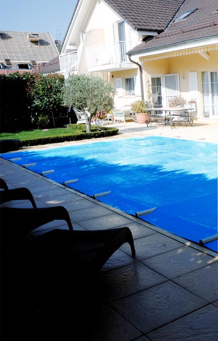 Couvertures de sécurité à barres piscine COVER FIRST Couvertures de sécurité à barres piscine COVER FIRST