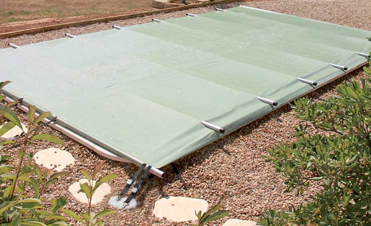 La couverture de sécurité pour piscine Starpool Premium est une couverture 4 saisons La couverture de sécurité pour piscine Starpool Premium est une couverture 4 saisons