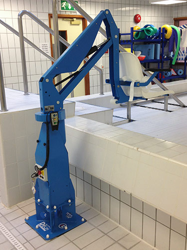 F100M siège élévateur pour piscine hors sol F100M siège élévateur pour piscine hors sol