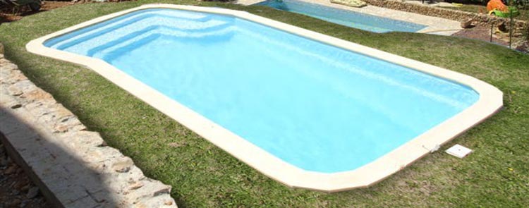 Vue piscine Nimos 8 Vue piscine Nimos 8