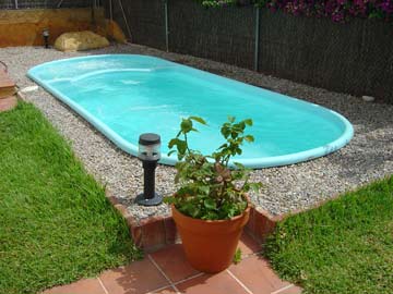 Piscine coque polyester Sanur Piscine coque polyester Sanur