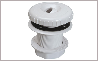 Refoulement pour piscine coque Refoulement pour piscine coque