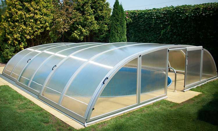 Abri de piscine structure aluminium constellation