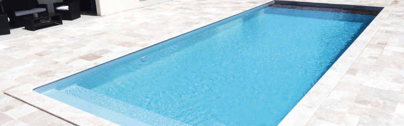 piscine avec volet immergé Roussillon 2