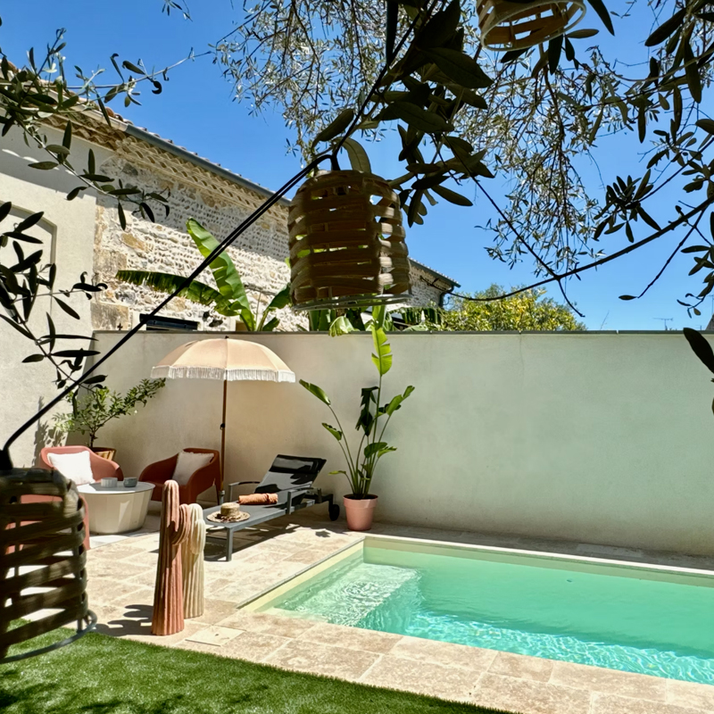 Piscine coque polyester SANA 4,30 x 2,30m