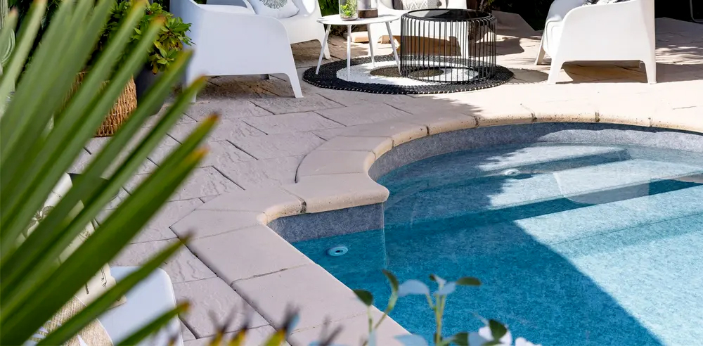 Liner piscine prédécoupé pour piscine 10m x 5m, livré prêt à poser