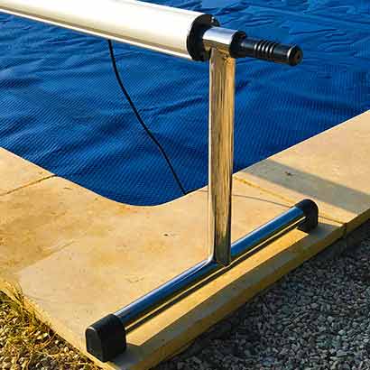 pied pour enrouleur de couverture de piscine IPIKA