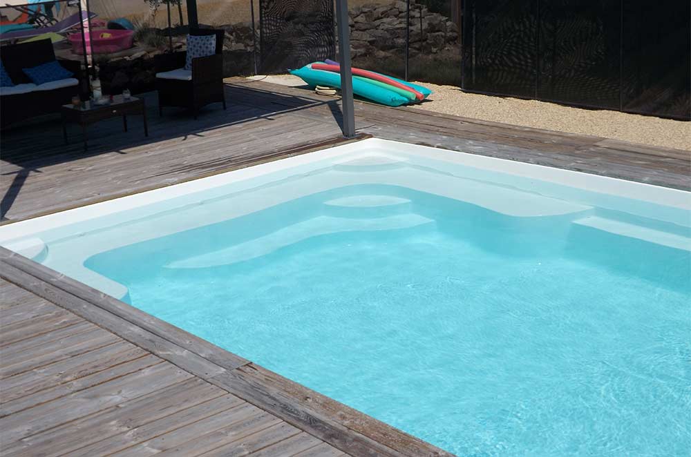 Piscine coque XENA