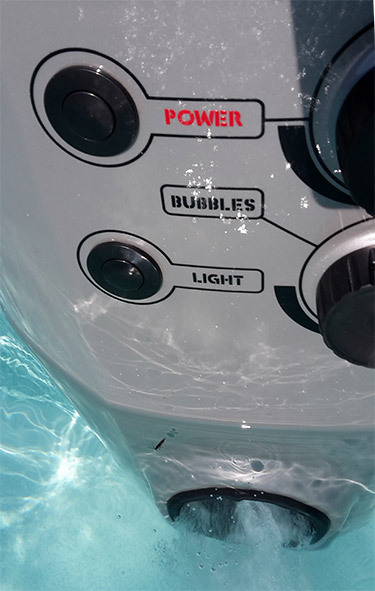 zoom commandes aquajet strem 100