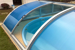 Porte latérale abri de piscine Fregate Porte latérale abri de piscine Fregate