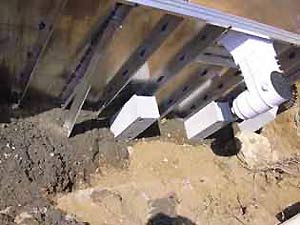 Construction piscine : coulage du beton et chape de fond Construction piscine : coulage du beton et chape de fond